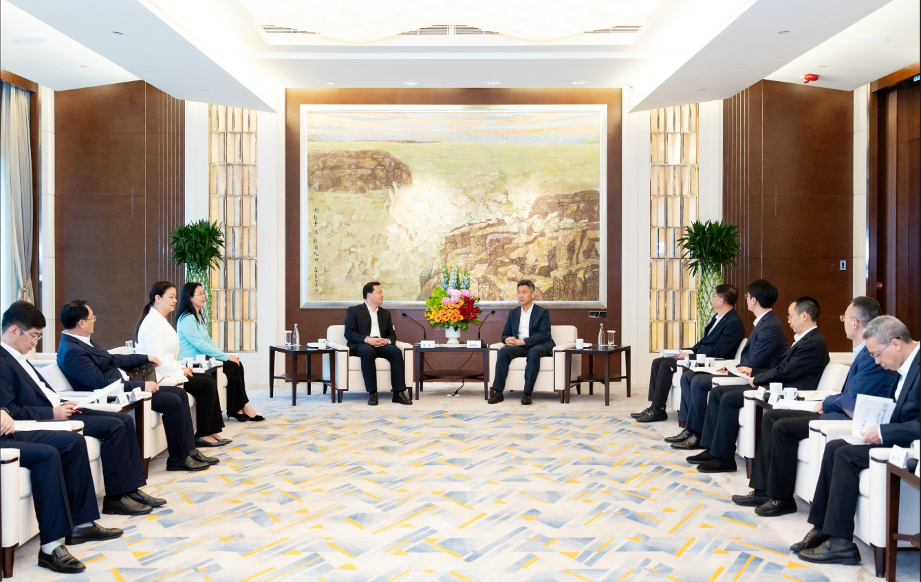 广安市委书记张彤到访新盛娱乐公司集团